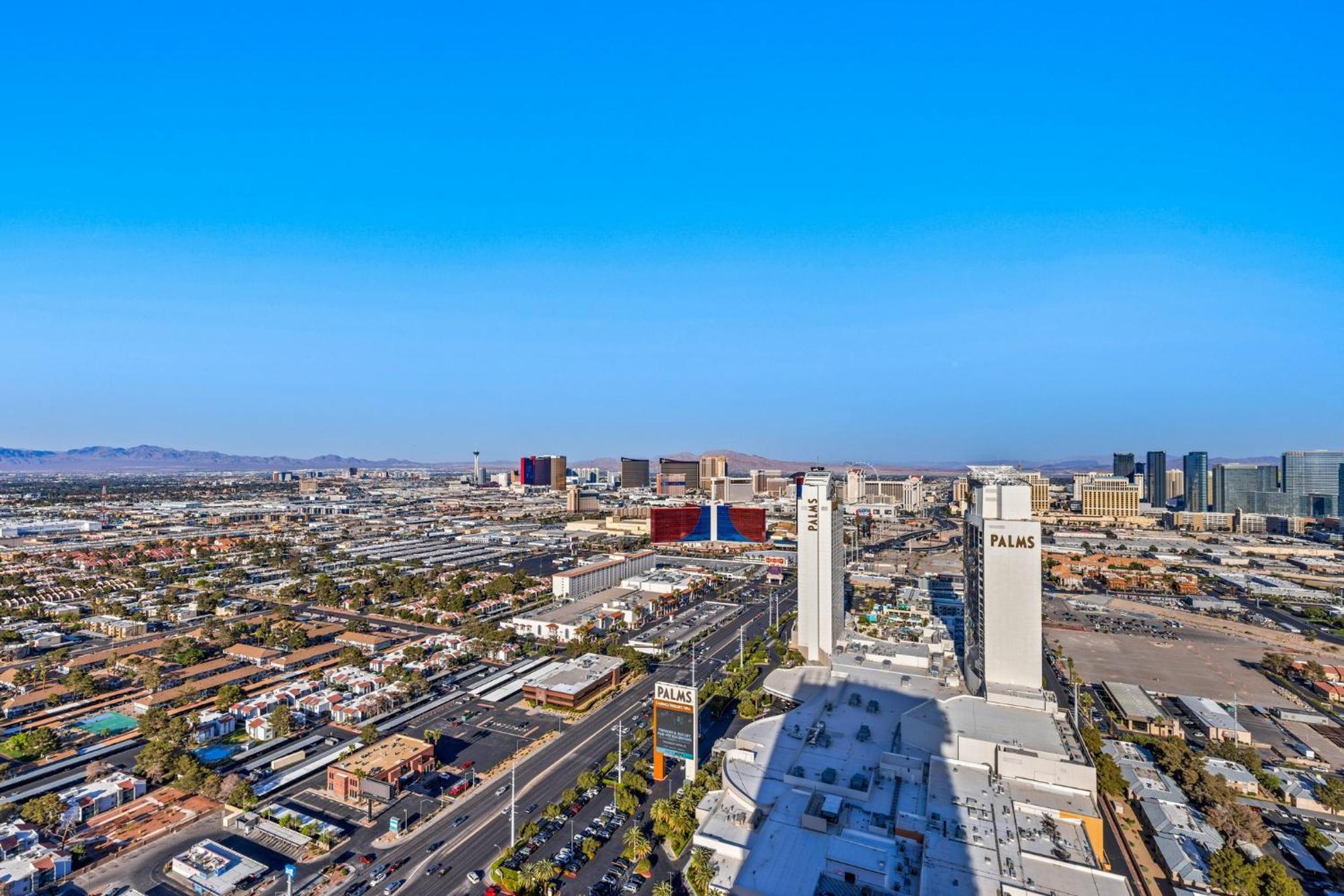 Palms Place Hotel By Zelloo Las Vegas Bagian luar foto