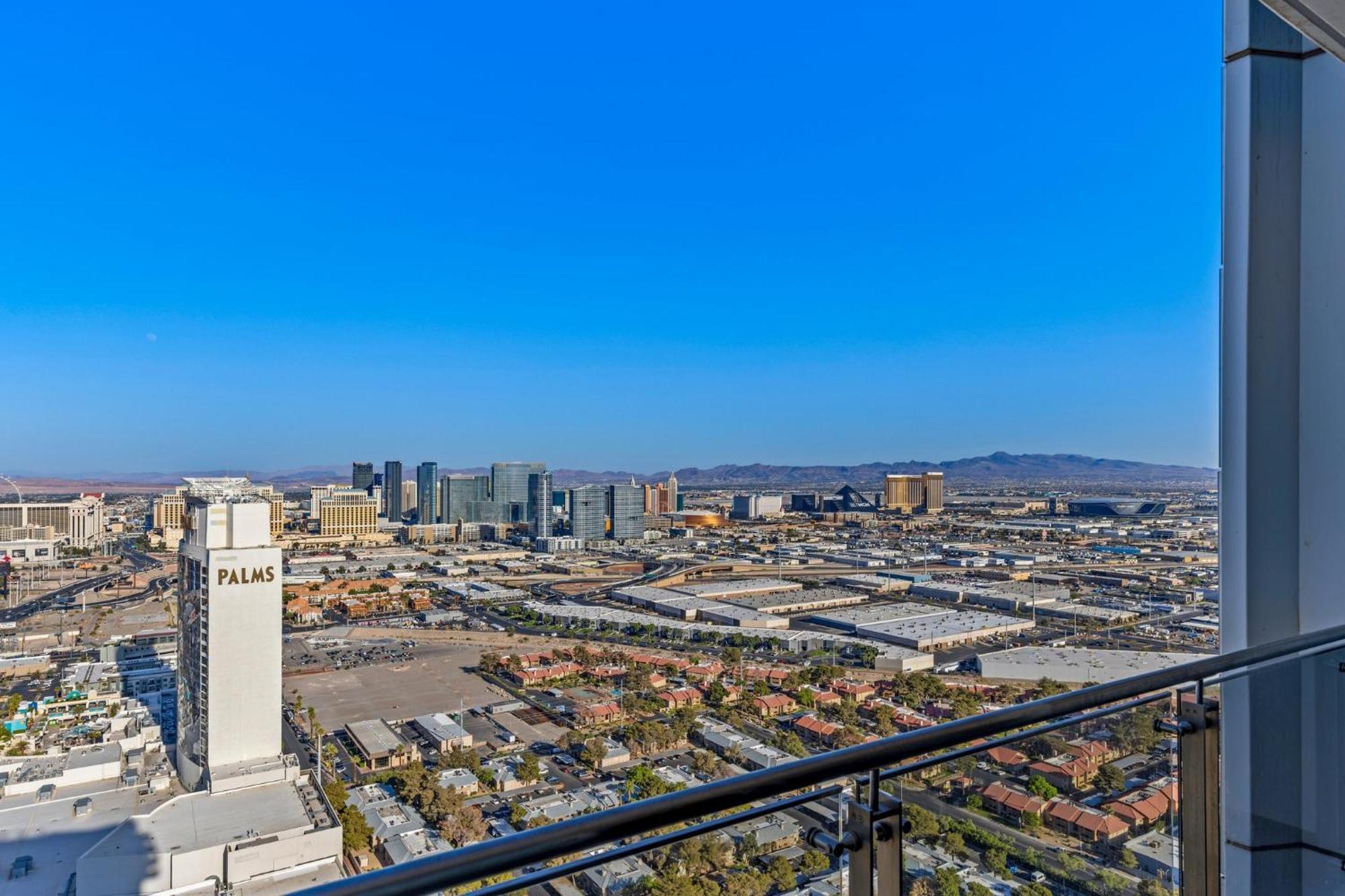 Palms Place Hotel By Zelloo Las Vegas Bagian luar foto